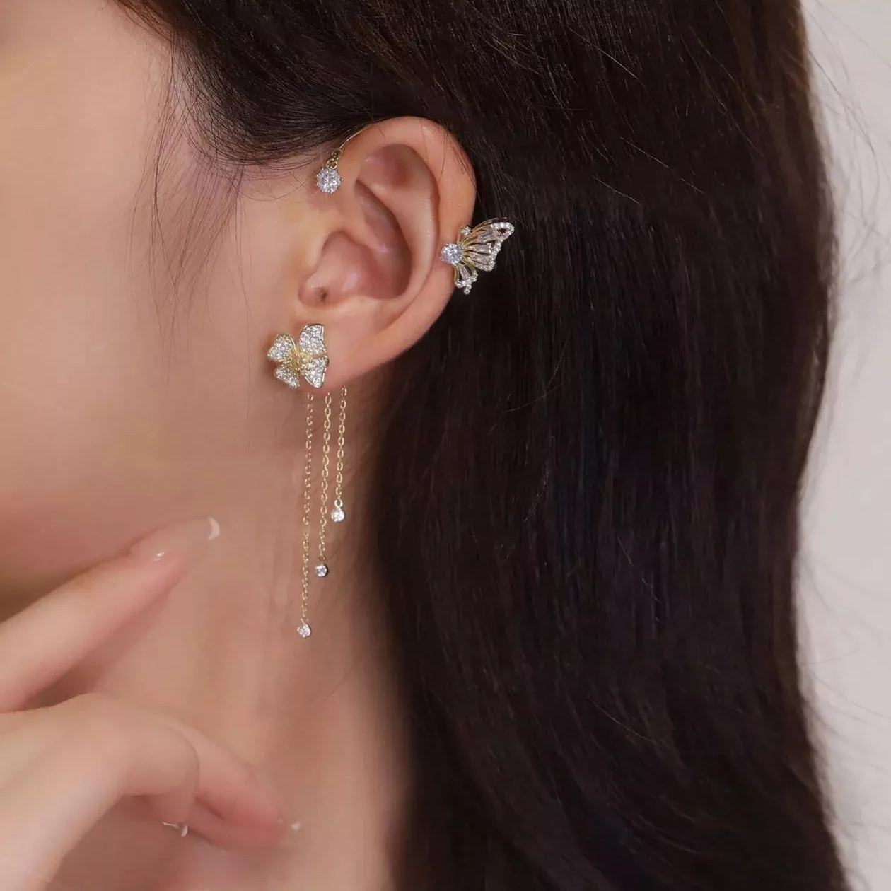 💕50 % de réduction💕 Boucles d'oreilles pendantes clips, motif papillon et fleur avec pompons - Élégantes et confortables, pas besoin de percer les oreilles 🌸🦋