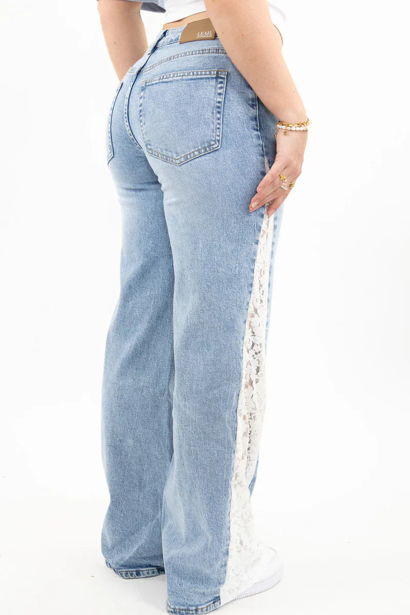 Vaqueros de encaje